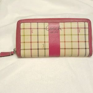 Coach hand wallet